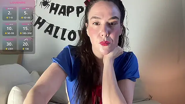 MilkyHoneyLullabies online show from October 27, 1:04 pm