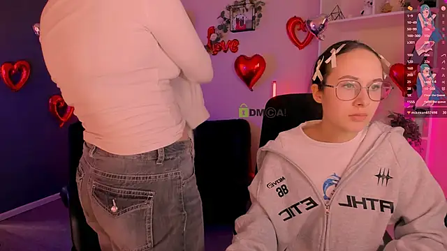 nikole kitt online show from February 17, 8:26 pm