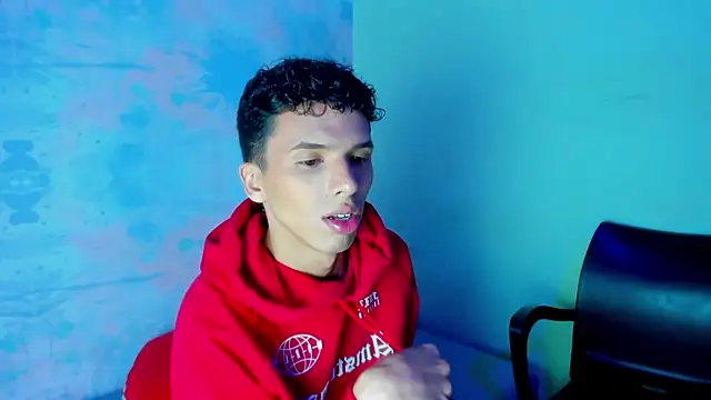 SEANTROYY online show from January 3, 4:11 am