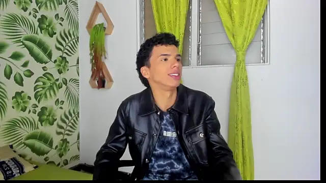 SEANTROYY online show from February 25, 3:52 am