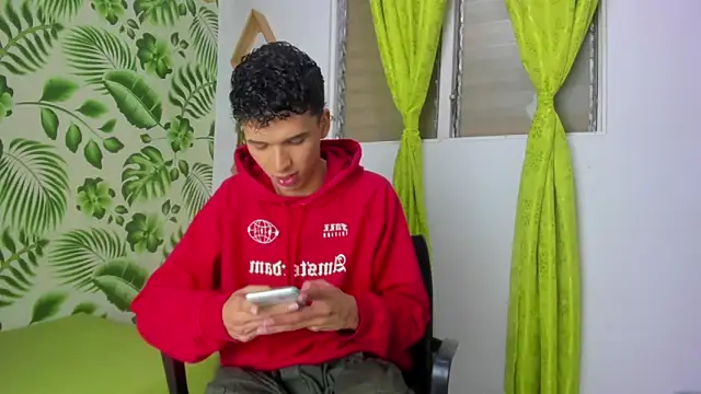 SEANTROYY online show from March 12, 3:57 am