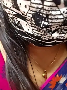 Snapshot of gaurika18 chatting on October 20, 7:31 am gaurika18 online show from October 20, 7:31 am