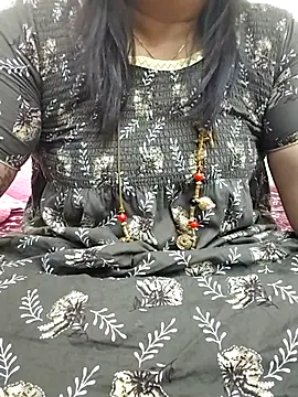 Snapshot of gaurika18 chatting on October 27, 10:47 pm gaurika18 online show from October 27, 10:47 pm