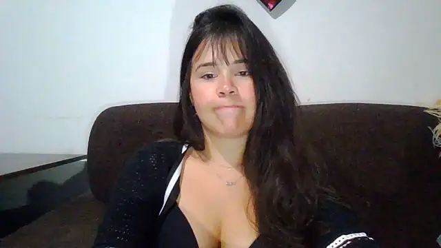 Snapshot of DeusaDemeeter chatting on February 27, 2:10 am DeusaDemeeter online show from February 27, 2:10 am
