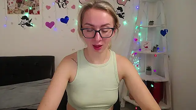 Snapshot of VasilisaSii chatting on January 17, 9:17 am VasilisaSii online show from January 17, 9:17 am