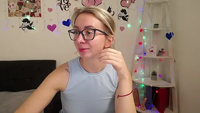 Snapshot of VasilisaSii chatting on January 18, 9:34 am VasilisaSii online show from January 18, 9:34 am