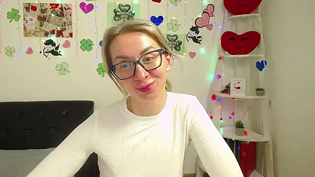 Snapshot of VasilisaSii chatting on March 22, 9:02 am VasilisaSii online show from March 22, 9:02 am