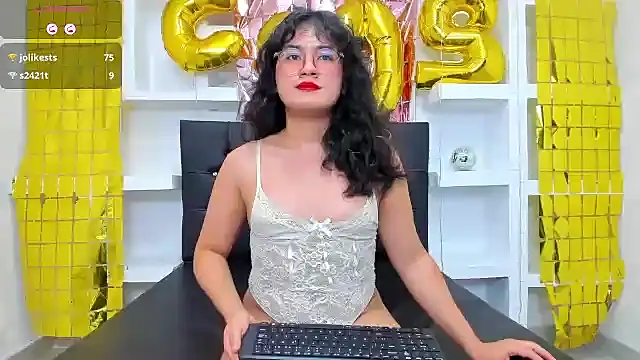 Snapshot of Elith_Berry69 chatting on January 28, 12:26 am Elith Berry69 online show from January 28, 12:26 am