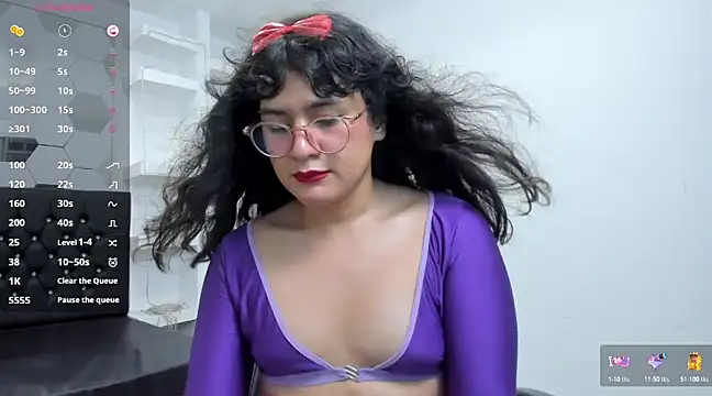 Snapshot of Elith_Berry69 chatting on March 13, 12:05 am Elith Berry69 online show from March 13, 12:05 am
