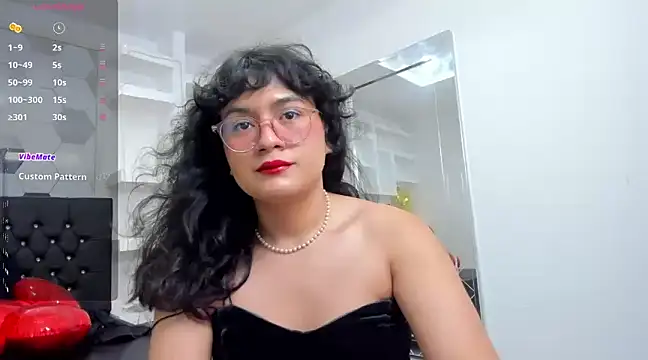 Snapshot of Elith_Berry69 chatting on March 14, 9:32 pm Elith Berry69 online show from March 14, 9:32 pm