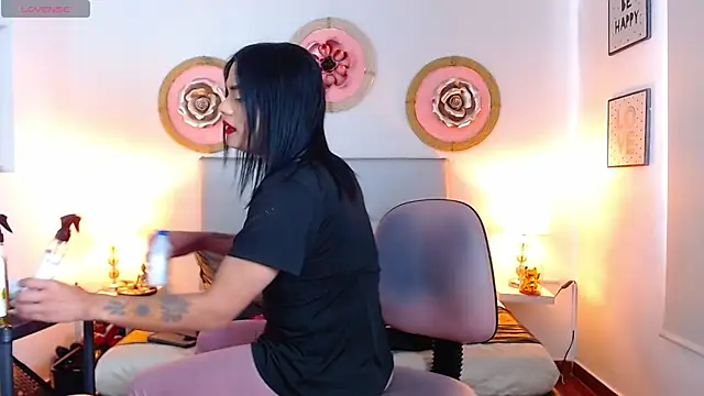 zoe hecate sexx online show from April 29, 8:48 pm