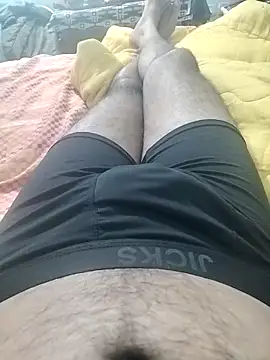 Snapshot of luckylads0037 chatting on February 28, 5:47 pm luckylads0037 online show from February 28, 5:47 pm