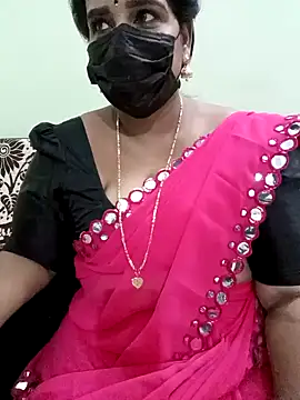 Snapshot of aila98 chatting on January 6, 6:31 pm aila98 online show from January 6, 6:31 pm