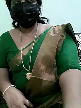 Snapshot of aila98 chatting on January 26, 8:23 pm aila98 online show from January 26, 8:23 pm