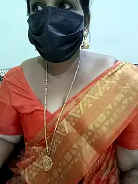 Snapshot of aila98 chatting on February 18, 6:47 pm aila98 online show from February 18, 6:47 pm