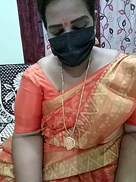 Snapshot of aila98 chatting on February 19, 12:57 am aila98 online show from February 19, 12:57 am