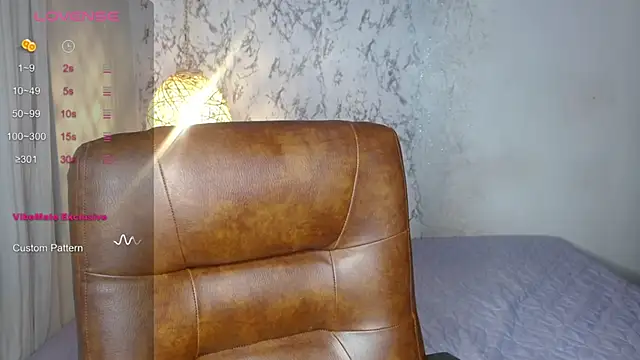 Snapshot of SofiaaCortes chatting on December 22, 5:23 am SofiaaCortes online show from December 22, 5:23 am