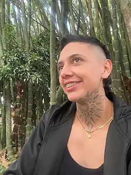  PhillipBrown online show from December 14, 12:55 pm