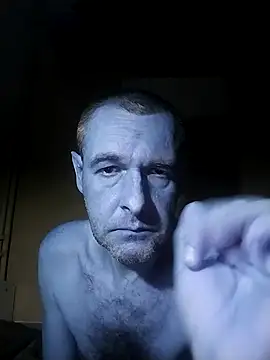 Snapshot of Andrzej-M chatting on September 24, 12:47 am Andrzej-M online show from September 24, 12:47 am