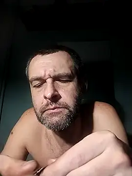 Snapshot of Andrzej-M chatting on December 3, 4:38 pm Andrzej-M online show from December 3, 4:38 pm