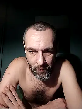 Snapshot of Andrzej-M chatting on December 19, 9:22 pm Andrzej-M online show from December 19, 9:22 pm