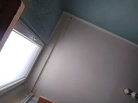 Snapshot of Andrzej-M chatting on February 6, 10:07 am Andrzej-M online show from February 6, 10:07 am