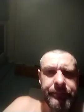 Snapshot of Andrzej-M chatting on May 9, 9:20 pm Andrzej-M online show from May 9, 9:20 pm