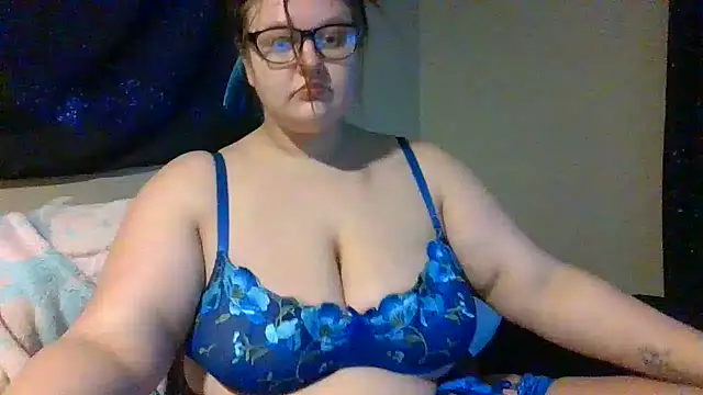 Snapshot of PrincesssXxena chatting on January 29, 7:57 am PrincesssXxena online show from January 29, 7:57 am