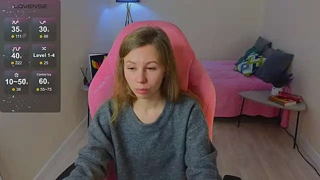 Lill Mary online show from December 18, 12:10 am