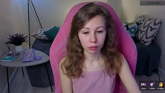 Lill Mary online show from March 5, 1:31 am