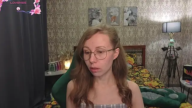 Lill Mary online show from March 10, 4:17 am