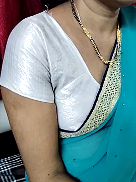 Snapshot of anuradha1432 chatting on November 20, 8:47 am anuradha1432 online show from November 20, 8:47 am