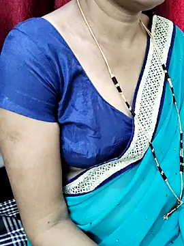 Snapshot of anuradha1432 chatting on November 22, 9:41 am anuradha1432 online show from November 22, 9:41 am