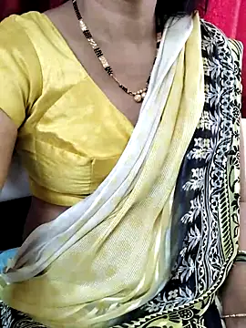 Snapshot of anuradha1432 chatting on January 9, 9:12 am anuradha1432 online show from January 9, 9:12 am