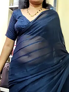 Snapshot of anuradha1432 chatting on January 17, 9:03 am anuradha1432 online show from January 17, 9:03 am