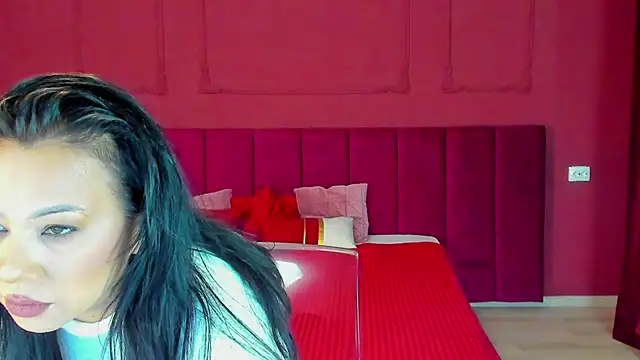 ExoticB3auty online show from February 8, 5:29 am
