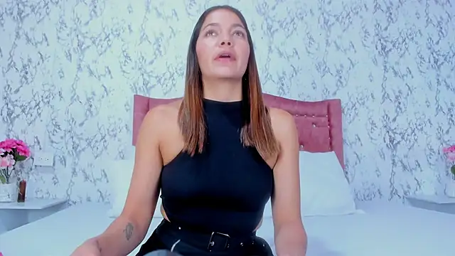 Mia Malkovaa  online show from February 27, 5:13 pm