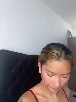 baby lizy online show from February 5, 4:47 pm