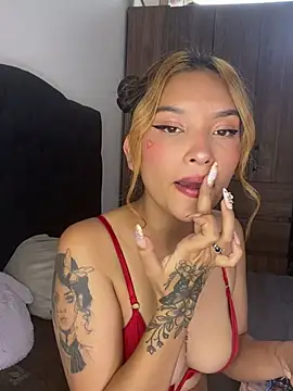 baby lizy online show from February 5, 8:04 pm