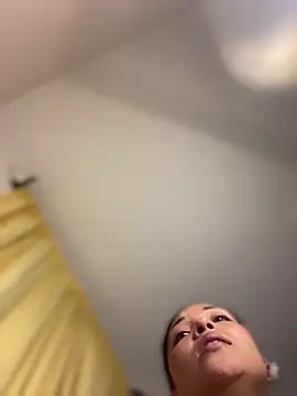baby lizy online show from April 26, 1:47 am