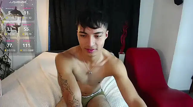 dylan fun18 online show from December 11, 6:09 pm