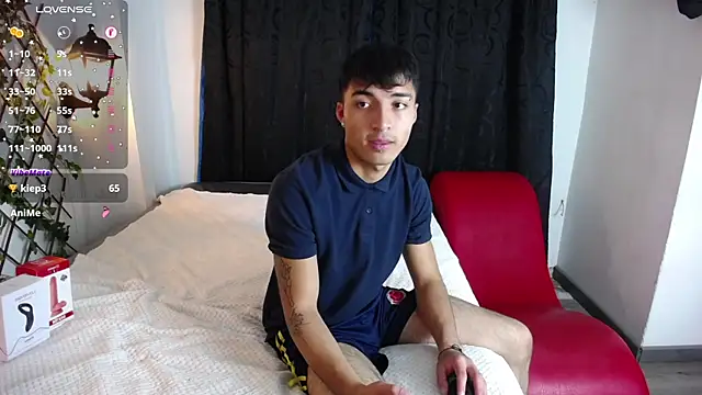 dylan fun18 online show from December 13, 5:43 pm