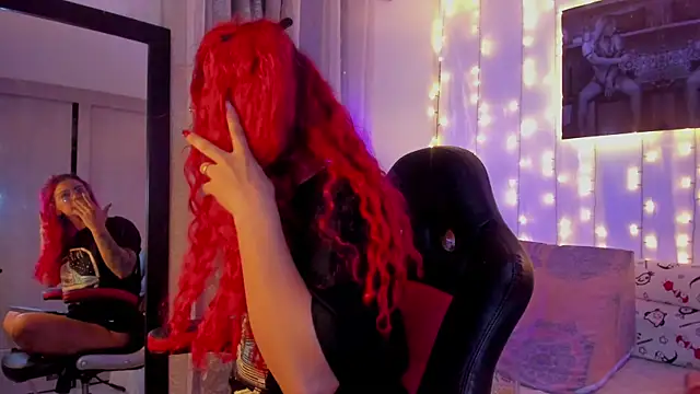 Sophiee Hill online show from January 31, 8:54 am