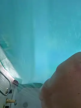 froggymclovin222 online show from March 22, 6:22 pm