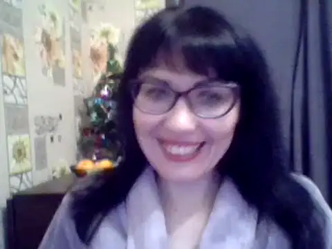 Snapshot of CharmingCat321 chatting on December 14, 7:36 pm CharmingCat321 online show from December 14, 7:36 pm
