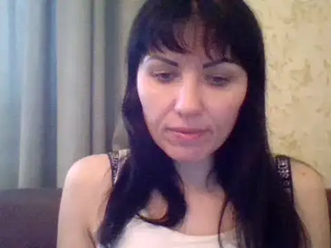 Snapshot of CharmingCat321 chatting on February 16, 2:32 pm CharmingCat321 online show from February 16, 2:32 pm