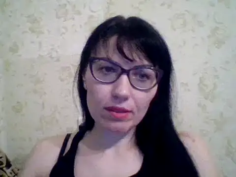 Snapshot of CharmingCat321 chatting on March 4, 8:27 pm CharmingCat321 online show from March 4, 8:27 pm