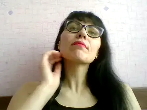 Snapshot of CharmingCat321 chatting on March 5, 2:12 pm CharmingCat321 online show from March 5, 2:12 pm