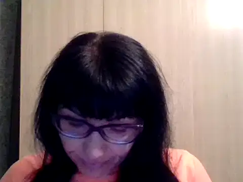 Snapshot of CharmingCat321 chatting on March 11, 3:37 am CharmingCat321 online show from March 11, 3:37 am