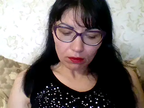 Snapshot of CharmingCat321 chatting on March 15, 4:57 am CharmingCat321 online show from March 15, 4:57 am
